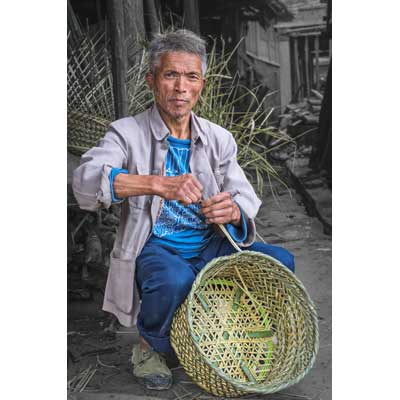 Basket-Weaver,-Dong-Village